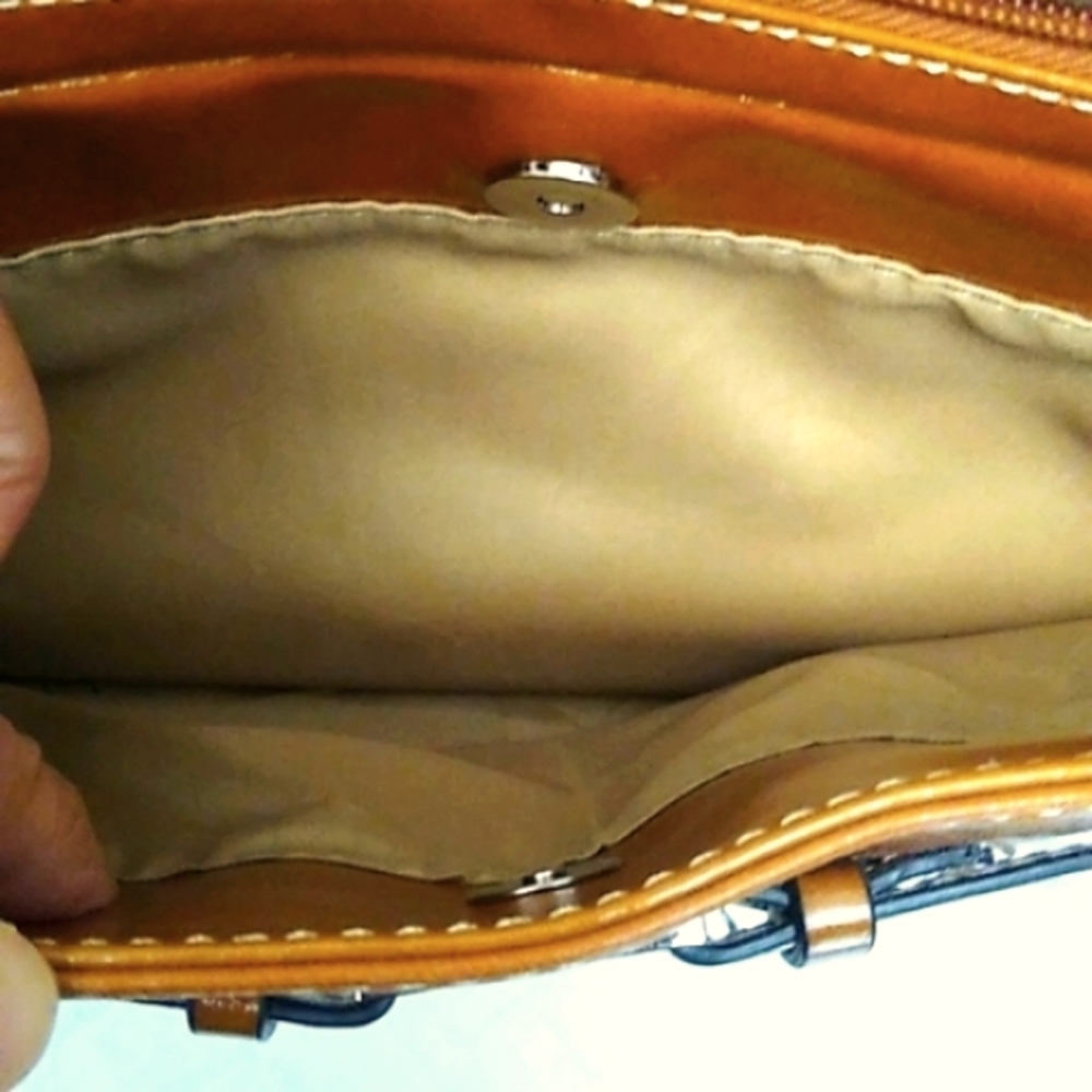 🎉HP🎉Giani Bernini Glazed Leather Cognac Handbag - Picture 5 of 8